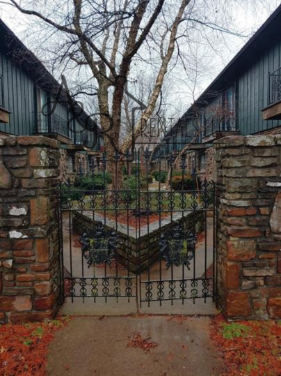 2104 South Broadway Street - Photo 6 of 27