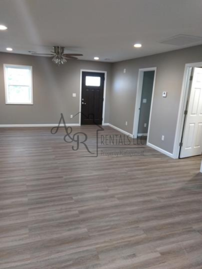 119 West Madison Street - Photo 7 of 9