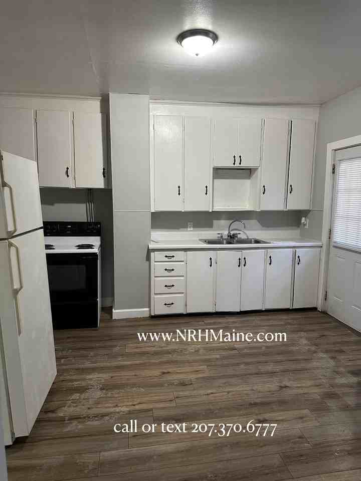 36,38 College st - Photo 2 of 5