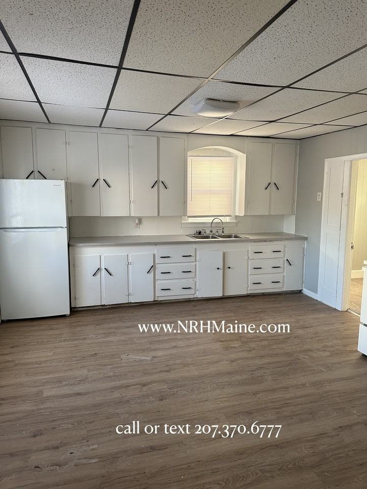 15-17 Elm Street, Lewiston, ME - Photo 2 of 7