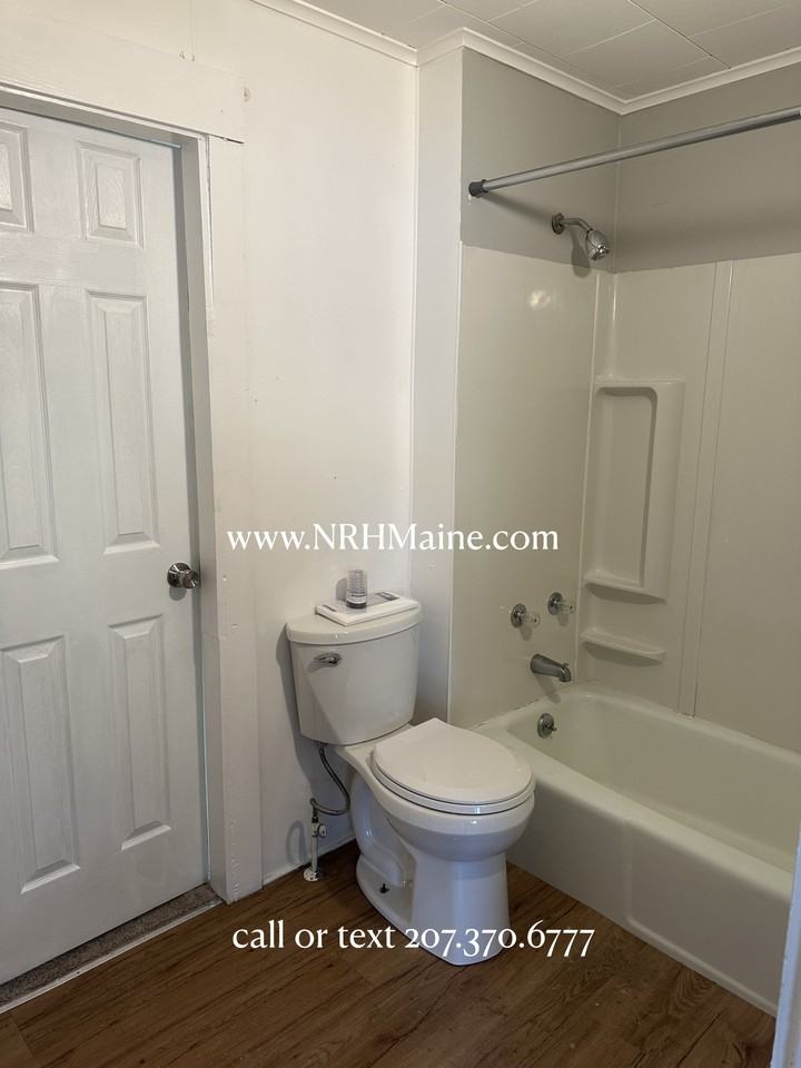15-17 Elm Street, Lewiston, ME - Photo 7 of 7