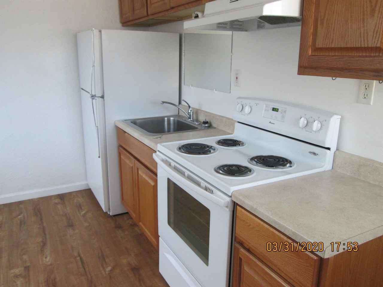 112 Pine Street - Photo 4 of 32