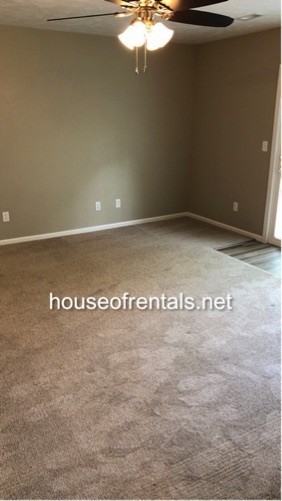 900 Pear Street - Photo 6 of 8