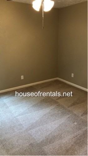 900 Pear Street - Photo 7 of 8