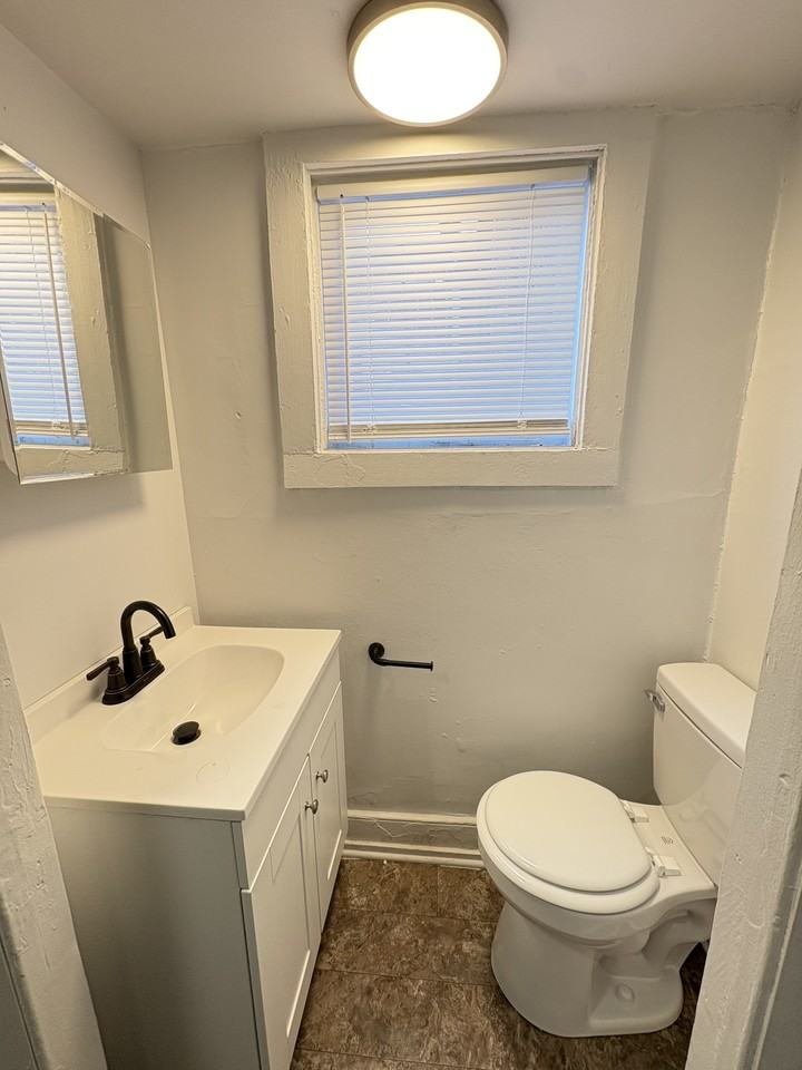 705 North 2nd Street - Photo 3 of 7