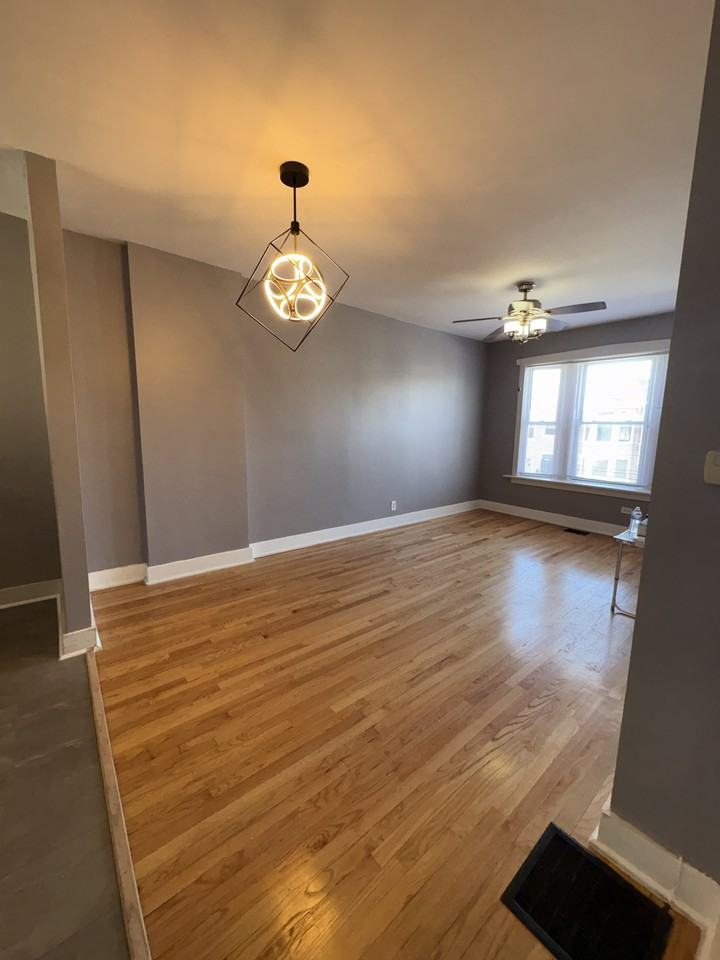 6853 South King Drive - Photo 3 of 11