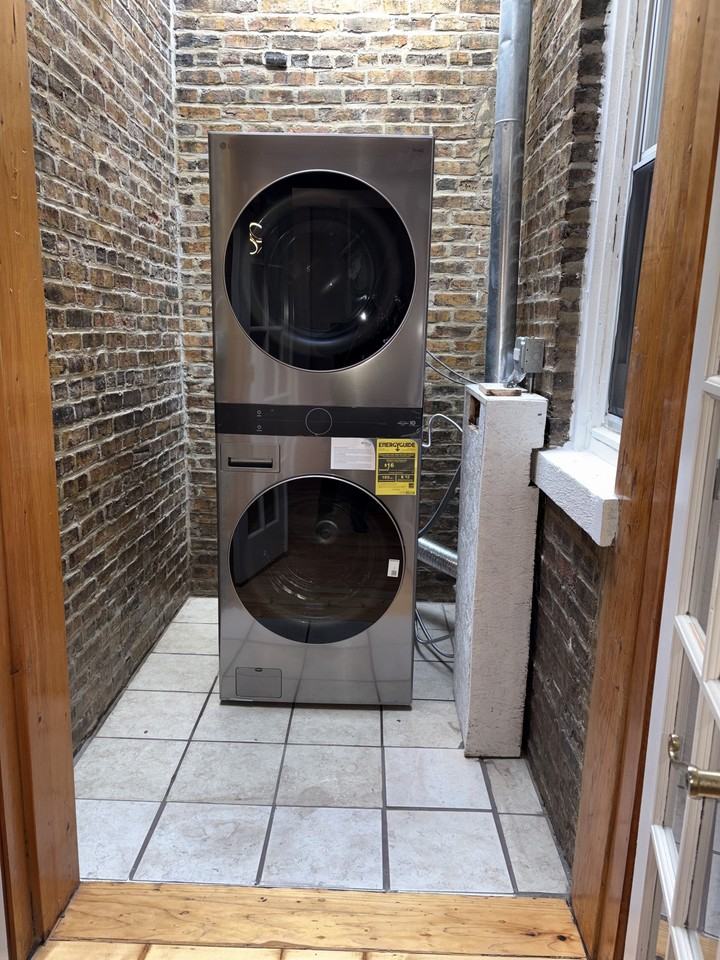 6853 South King Drive - Photo 6 of 11