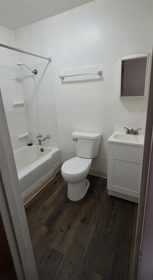 560 East Main Street - Photo 5 of 5