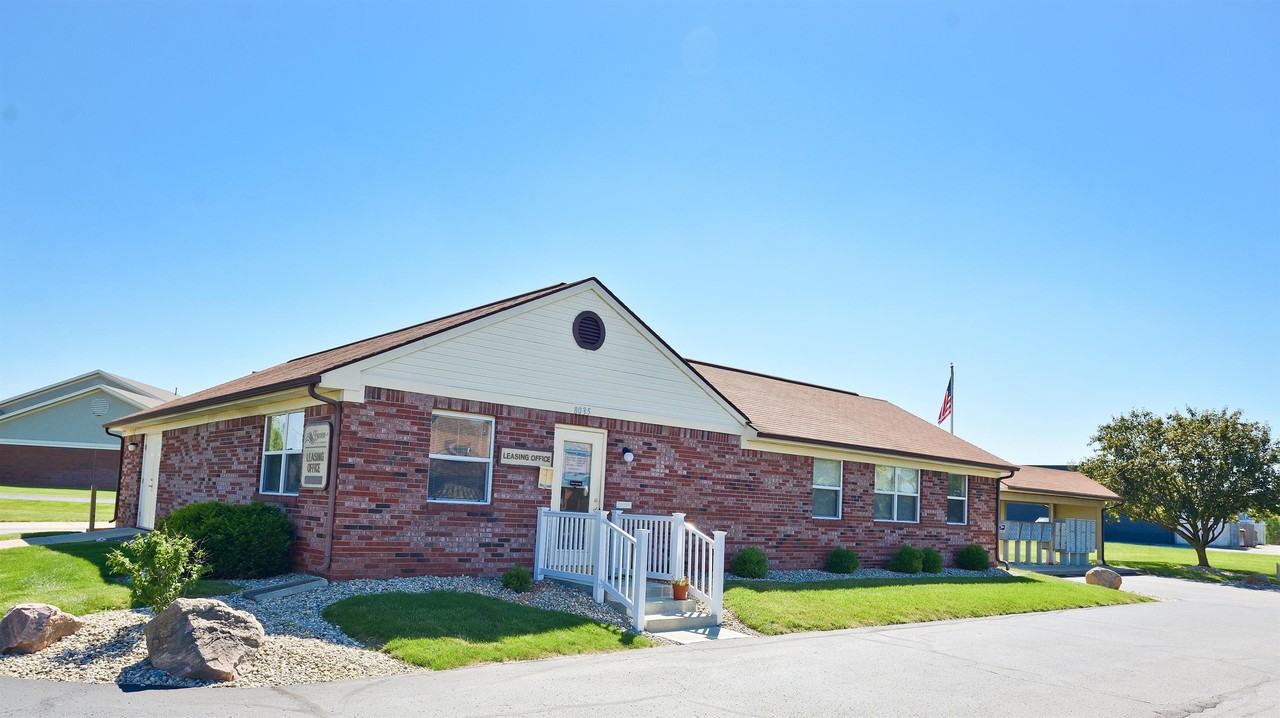 Encore Apartments, LLC - Photo 5 of 11