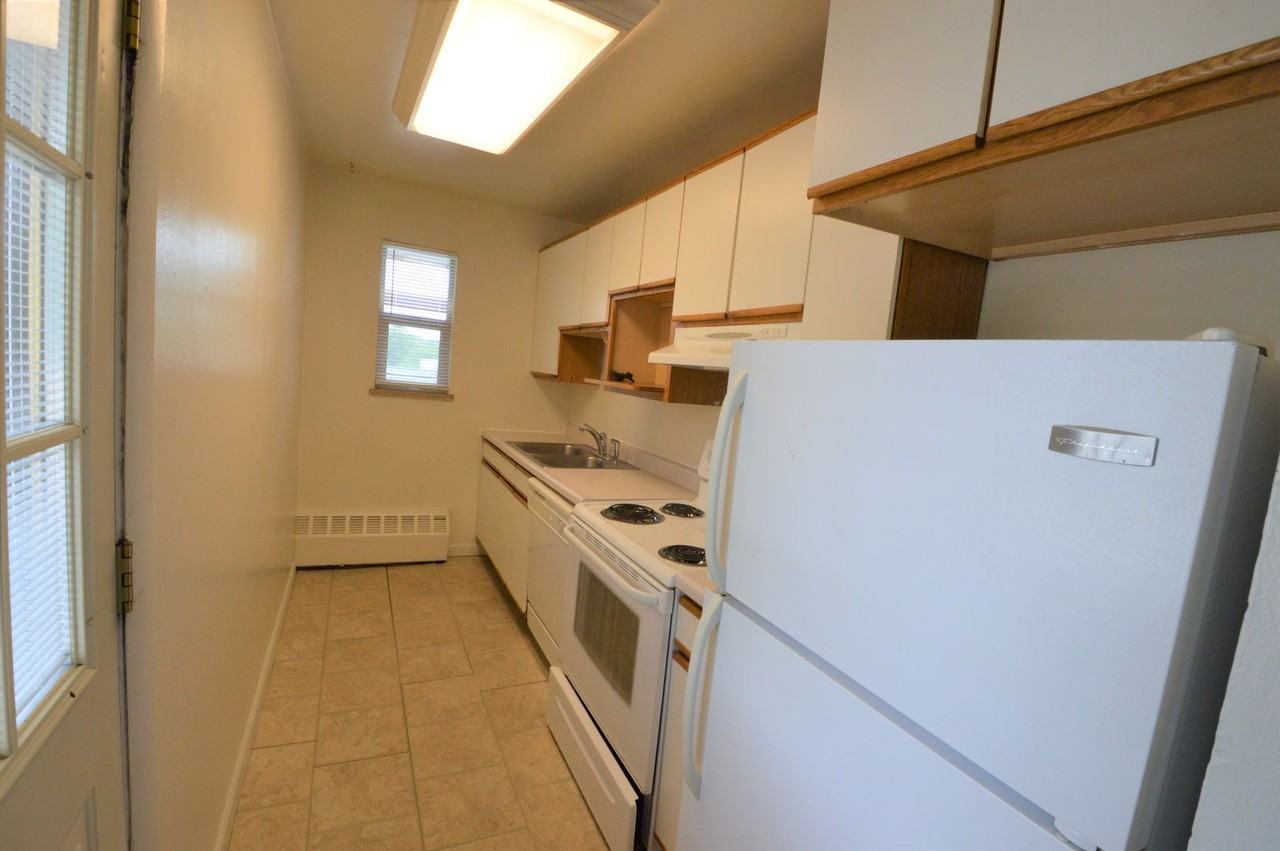 911-933 Portland Place - Photo 5 of 23