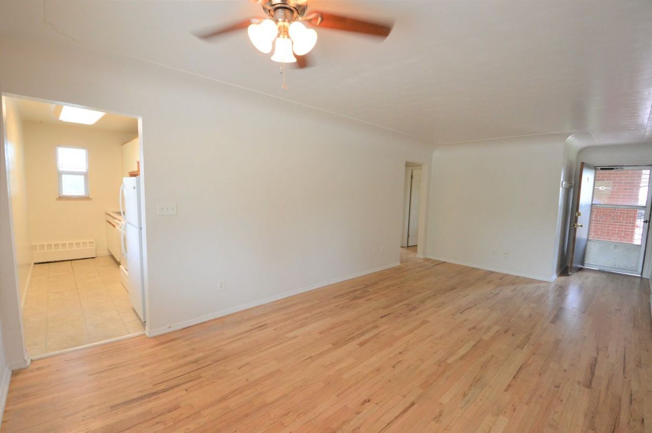 911-933 Portland Place - Photo 6 of 23