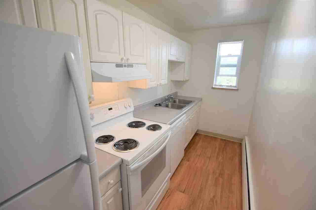 911-933 Portland Place - Photo 5 of 24
