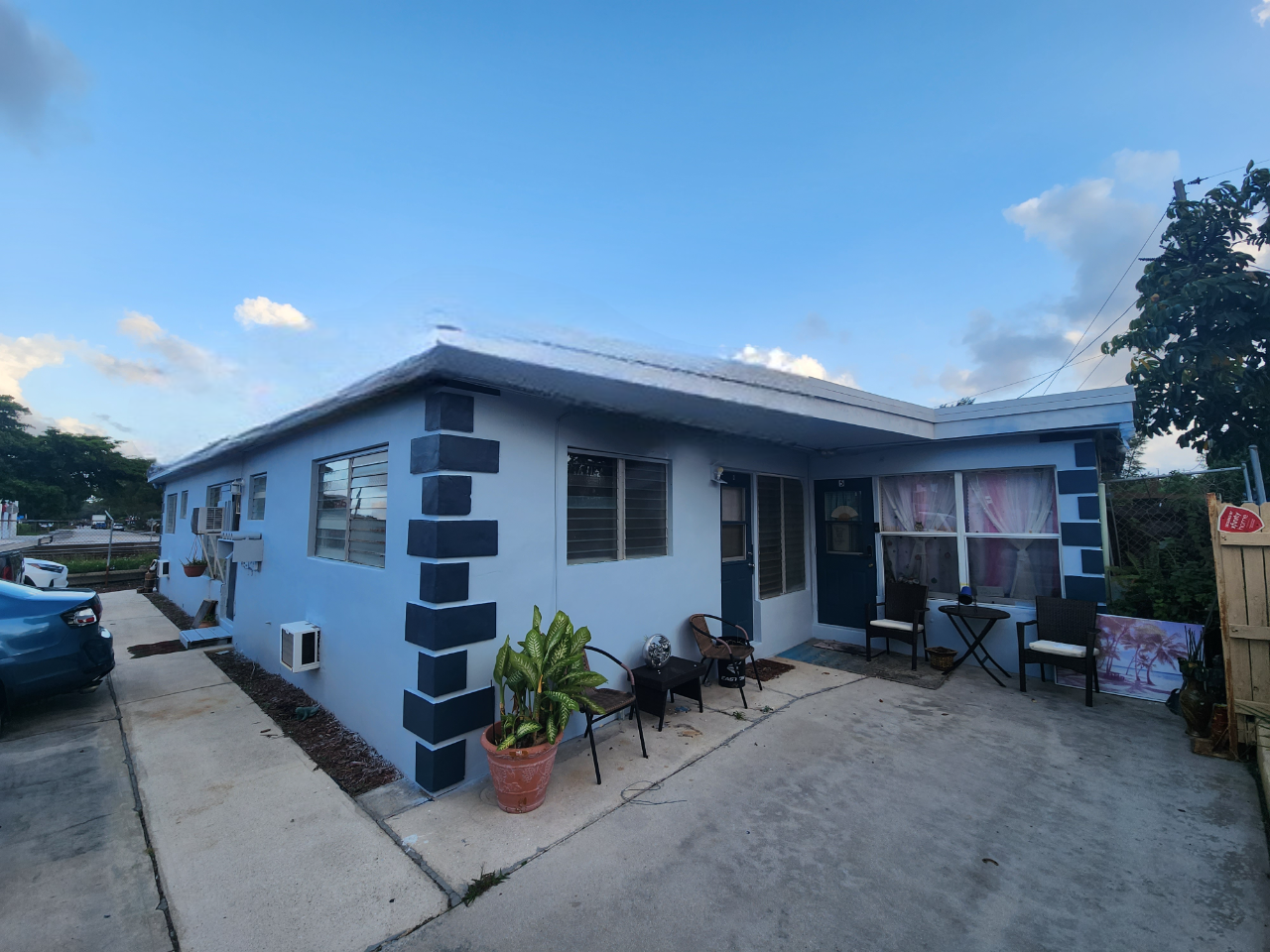 601 Latona Avenue - Photo 2 of 2