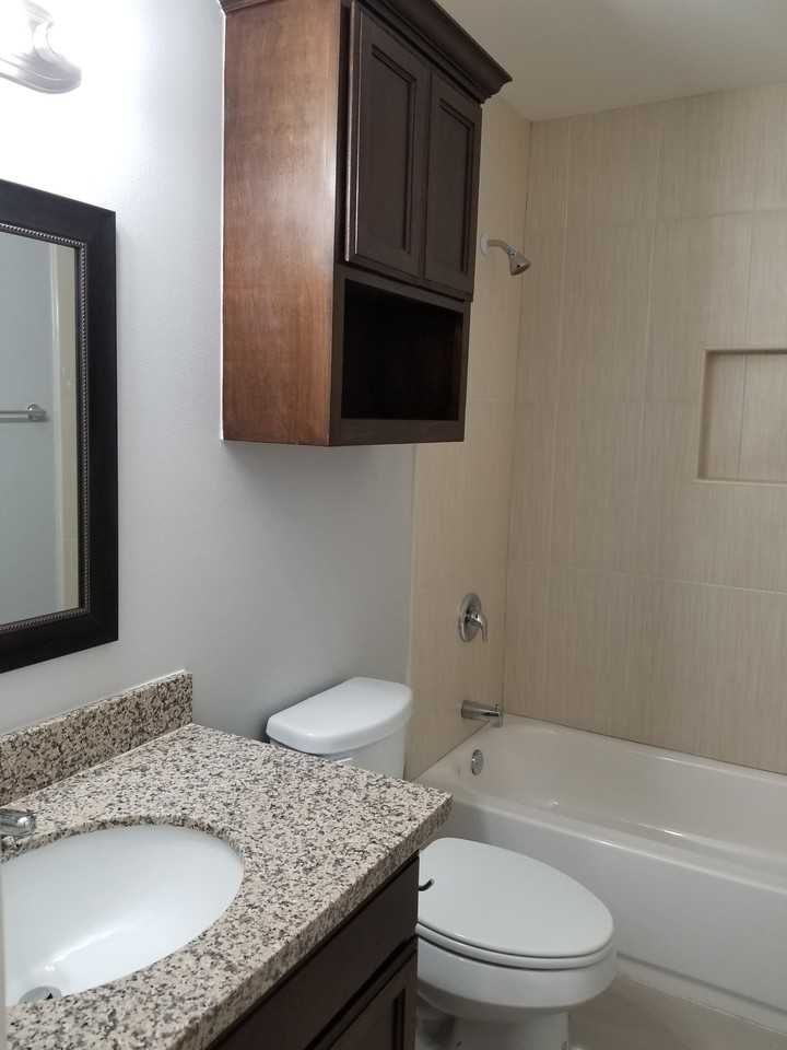 Phase Two Stone Oak Apartments - Photo 2 of 8