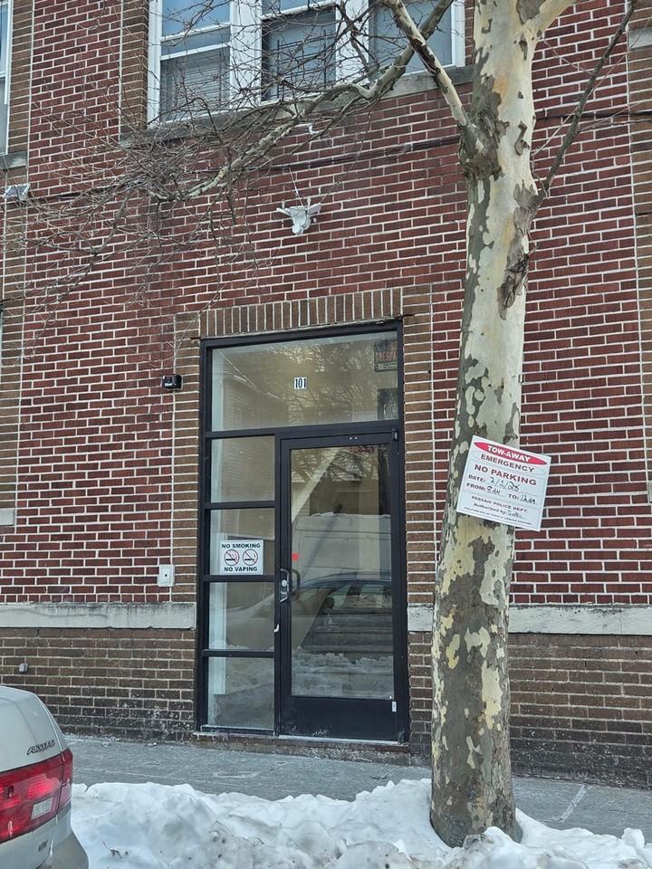 101 Burgess Pl. - Photo 2 of 23