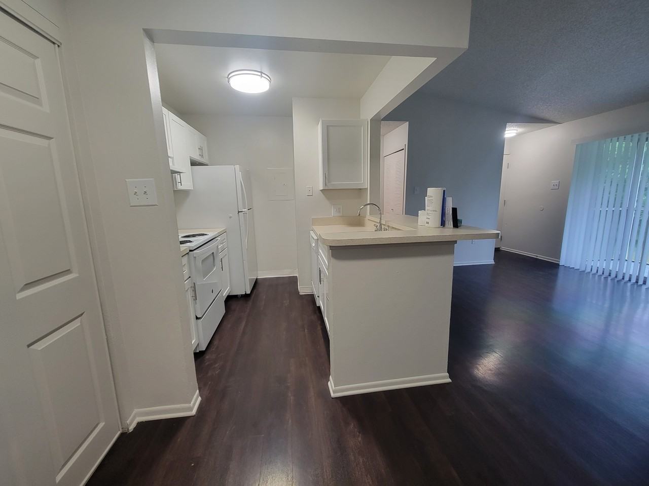 21-104 - Photo 4 of 7