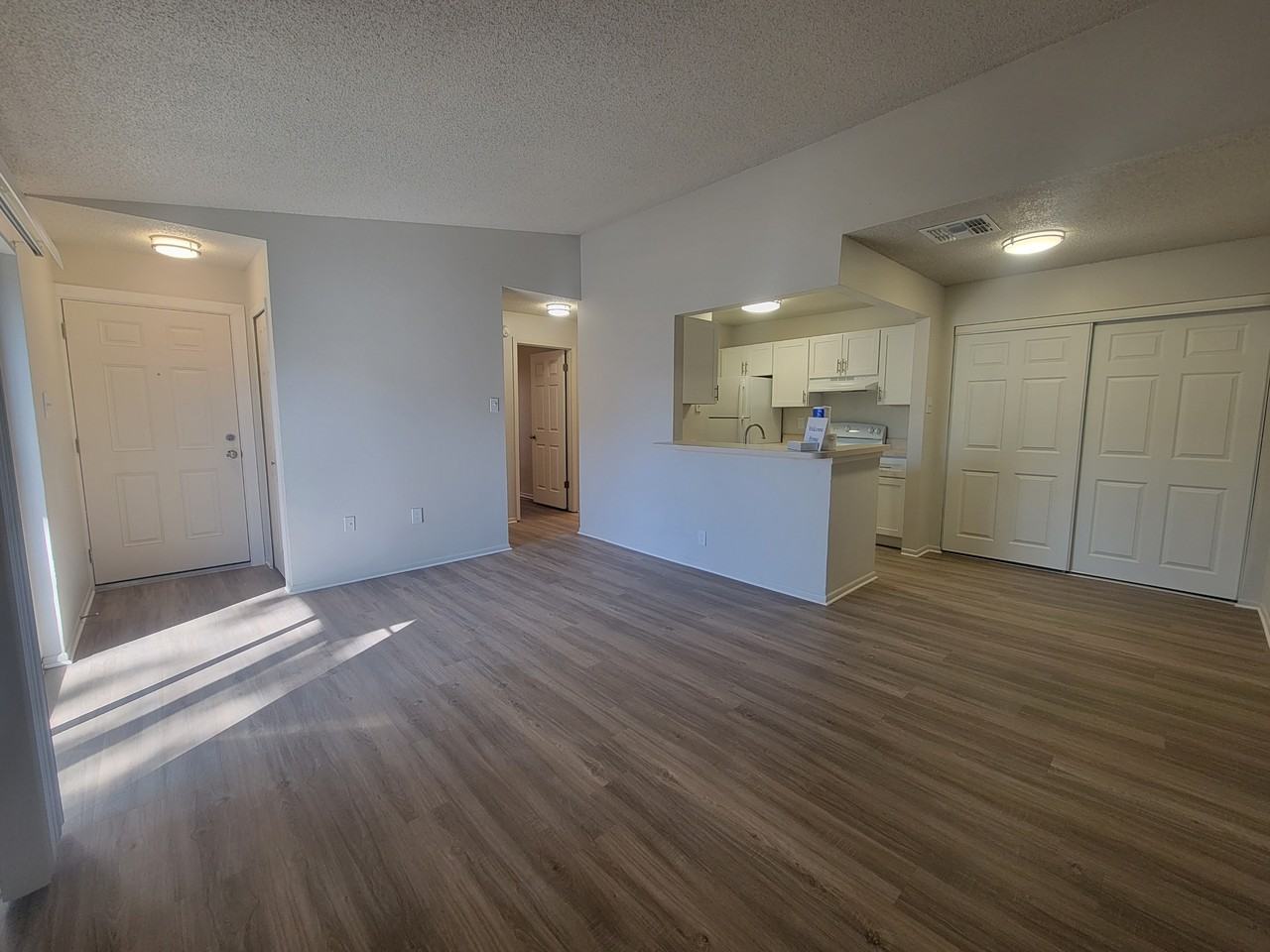 48-204 - Photo 2 of 7