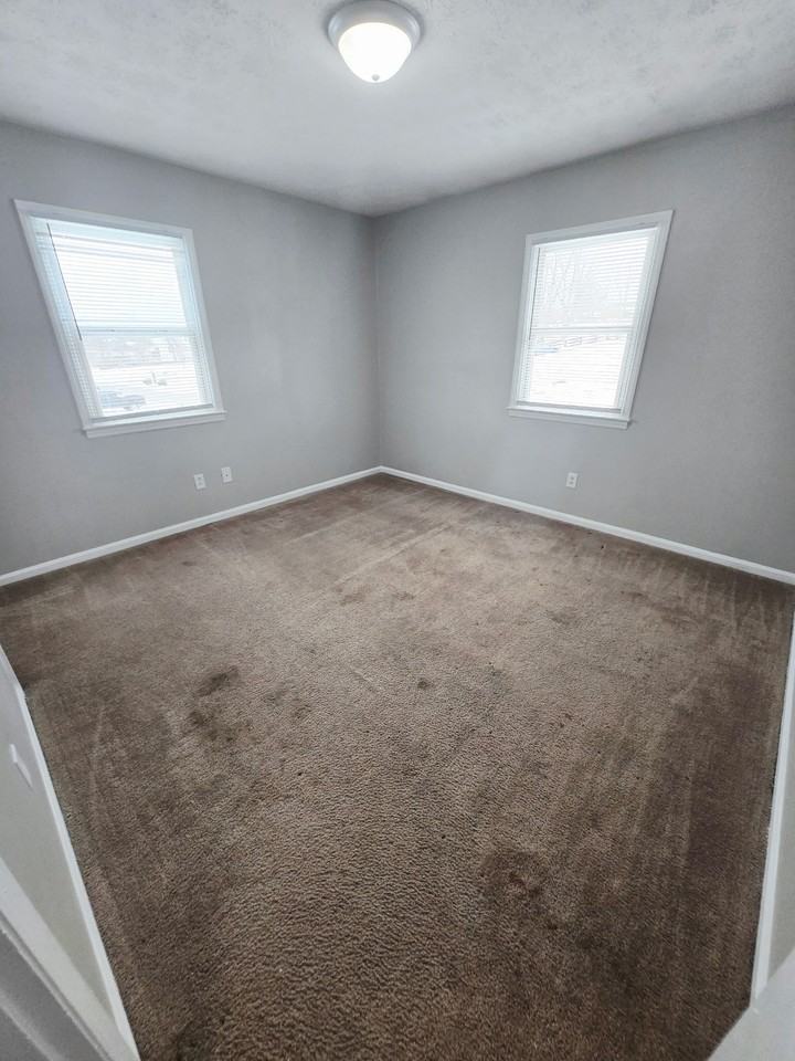 181 Miller Drive - Photo 6 of 8