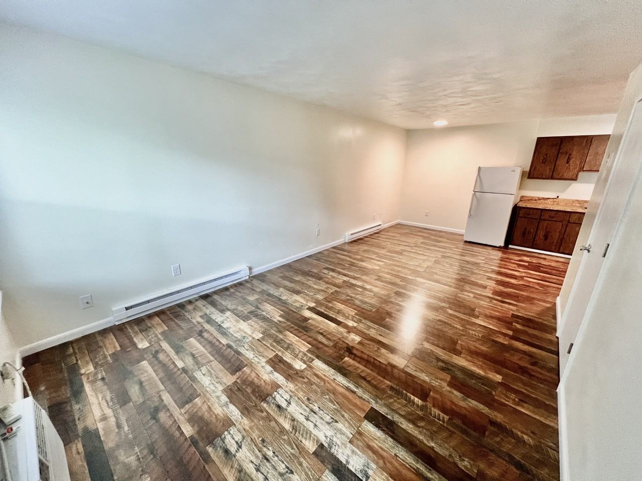 302 North Spring Street - Photo 2 of 14