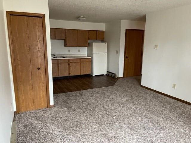 Drake Terrace I - Photo 2 of 4