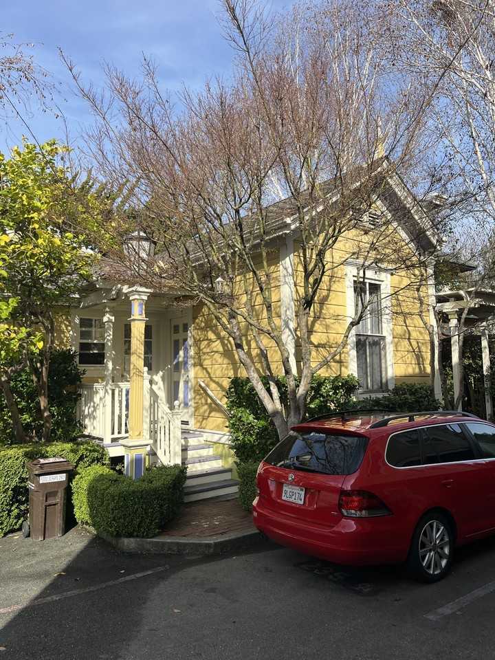 235-9 - Photo 2 of 8