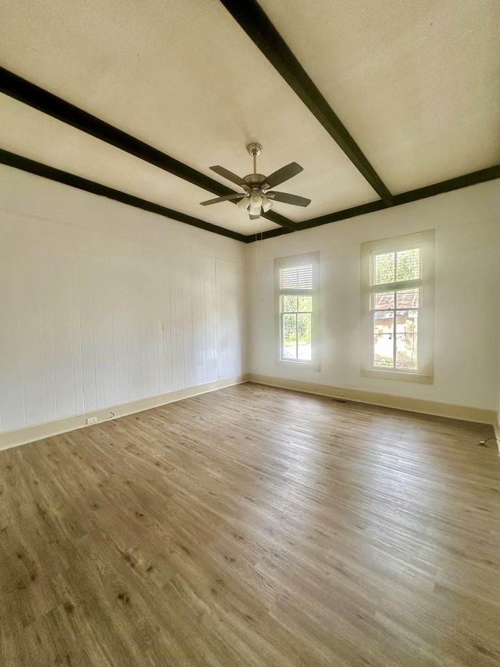 501 West Gordon Street - Photo 4 of 10