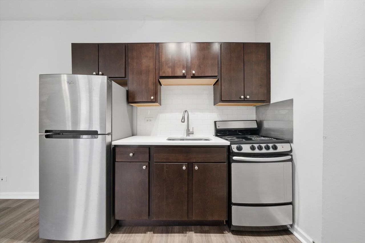 1627 Humboldt - Photo 4 of 50