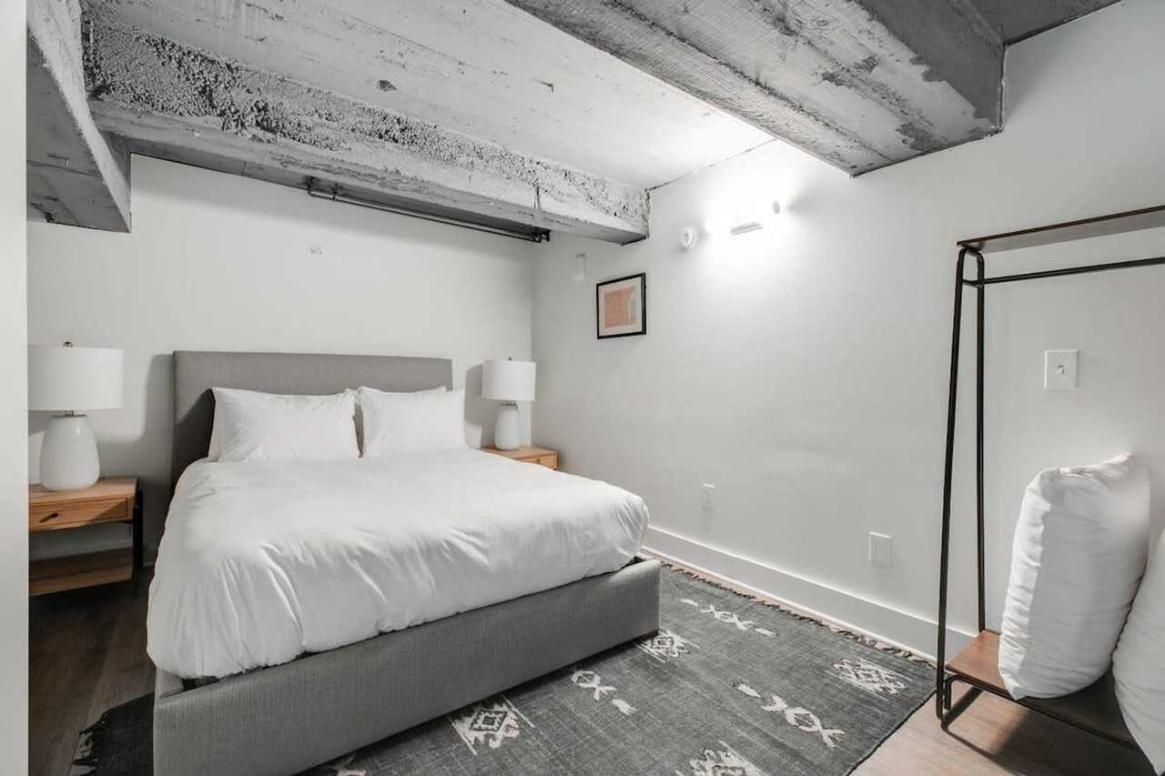 150S South Independence Mall West - Photo 3 of 36