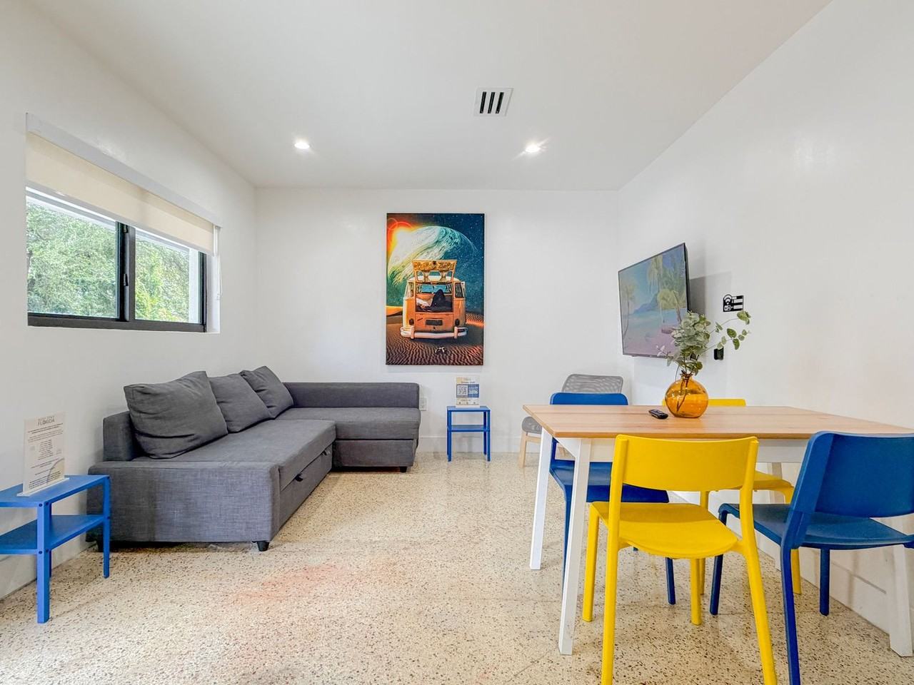 258 Nw 57th St #1258732P - Photo 3 of 18