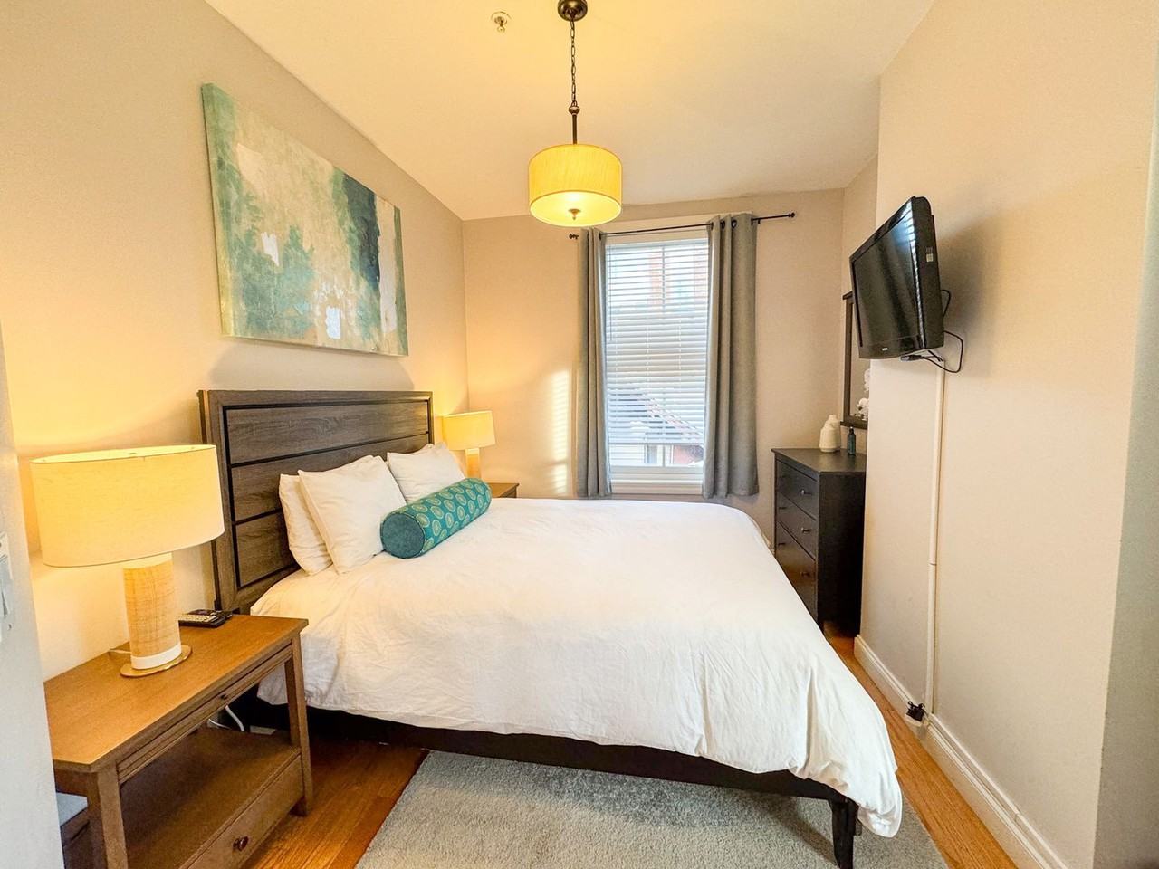 6 Harvard Sq #1238033P - Photo 6 of 12