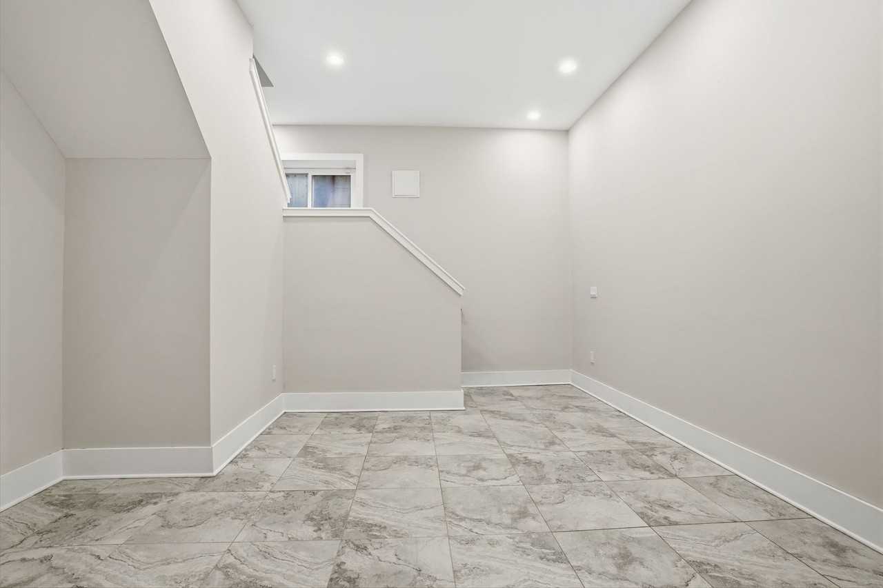 634 N 5th St #16 - Photo 7 of 38