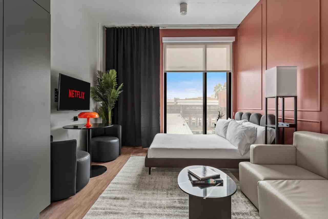 1704 N 17th St #1312544P - Photo 2 of 15