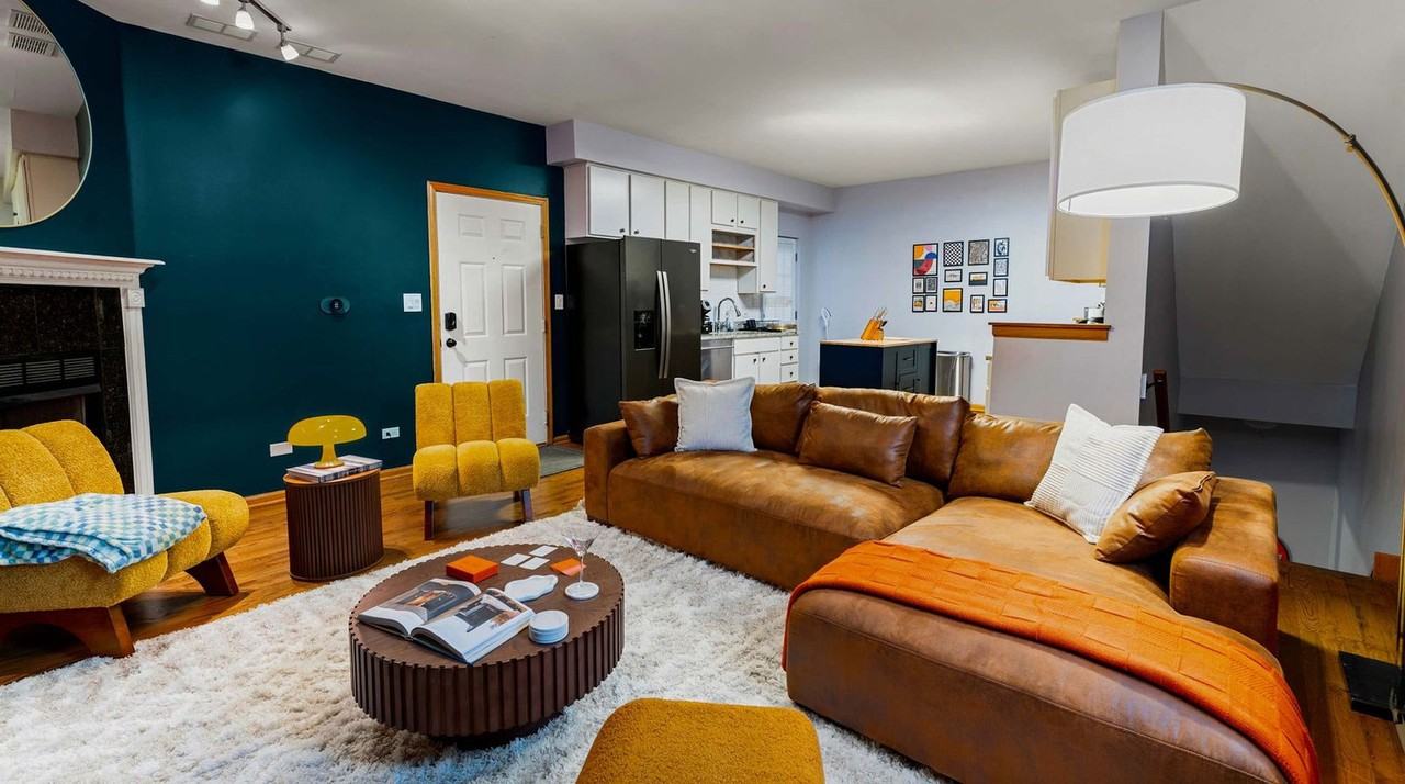 1418 N Talman Ave #1026698P - Photo 2 of 24