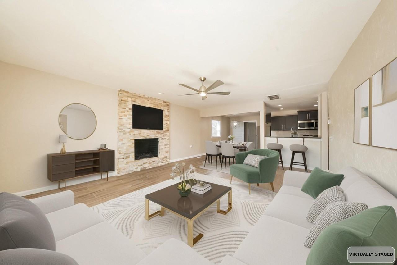 8512 Nw 86th St - Photo 4 of 18