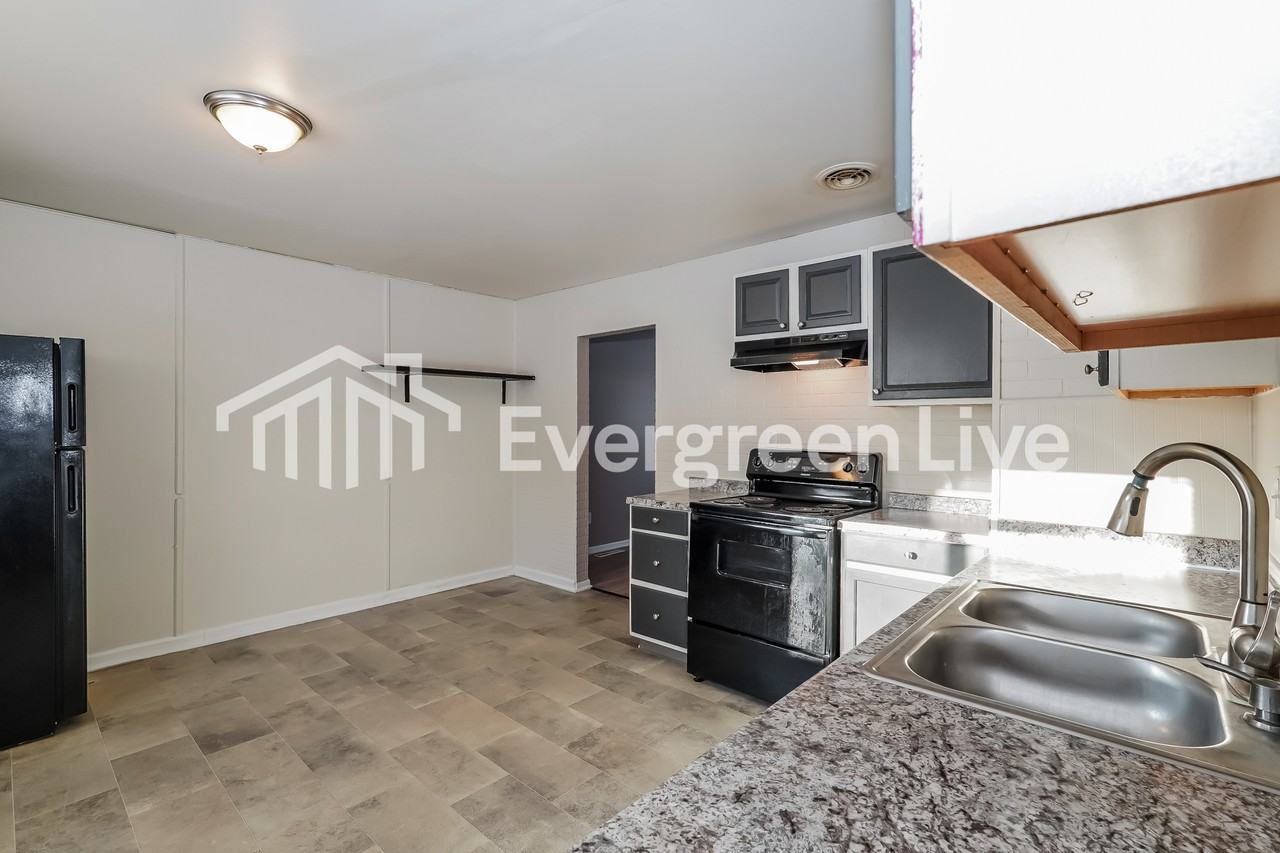 1906 Valcon Ave - Photo 6 of 15