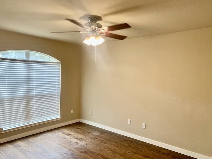 2019 Clegg Dr - Photo 4 of 25