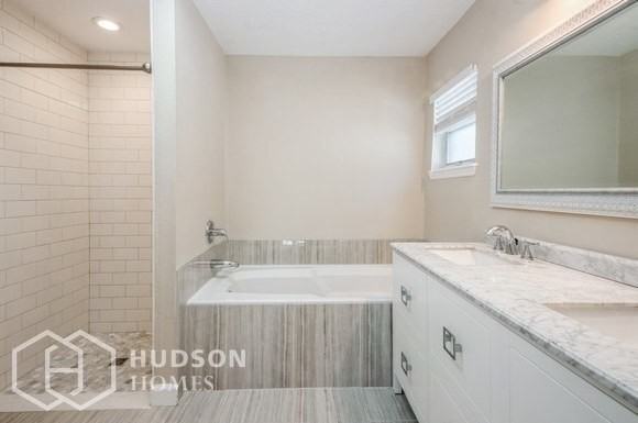 120 Rockhill Dr - Photo 6 of 19