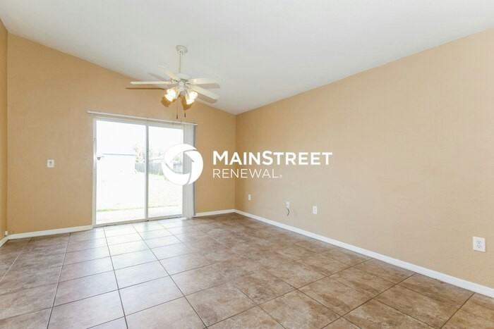 955 Pisgah Pl - Photo 3 of 16