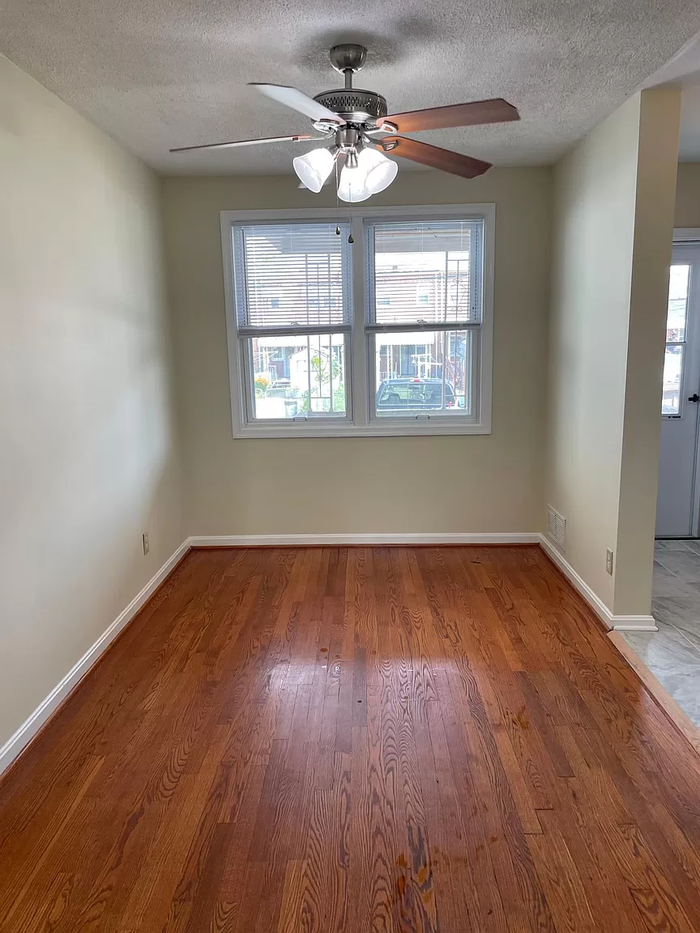 440 Trappe Rd - Photo 3 of 5