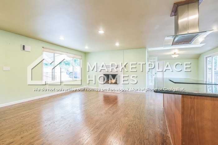 9425 195th Ave Ne - Photo 3 of 32