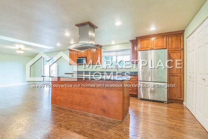 9425 195th Ave Ne - Photo 5 of 32