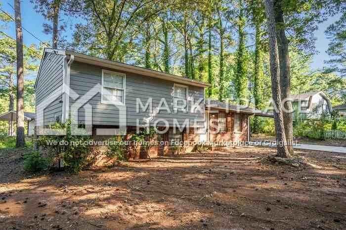 1051 Scott Rd - Photo 3 of 26