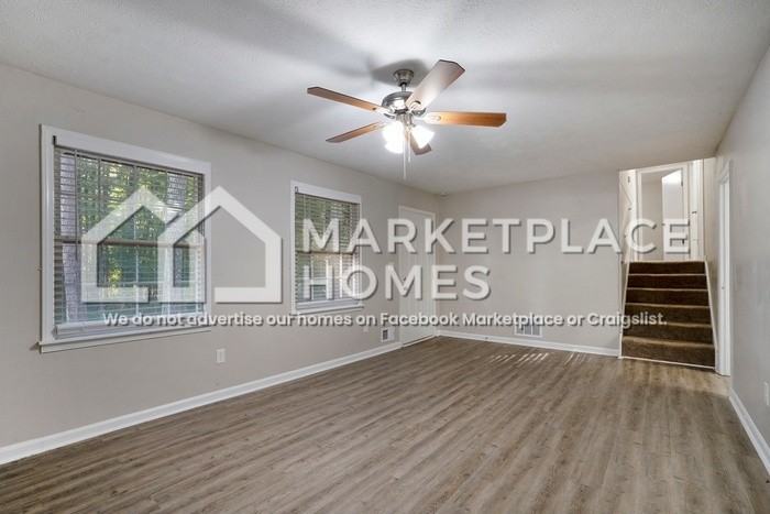 1051 Scott Rd - Photo 6 of 26