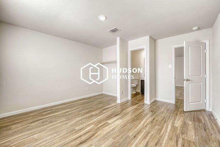 708 S 24th St #A - Photo 6 of 14