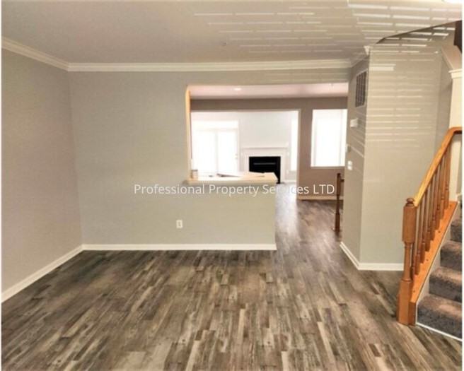 9396 Penrose St - Photo 2 of 16