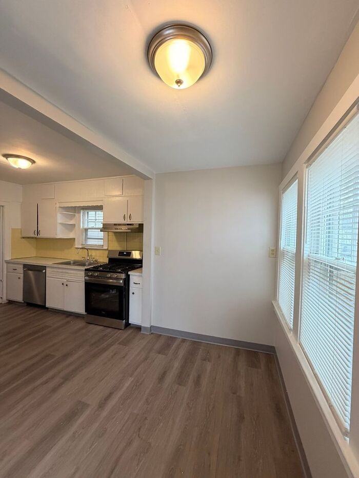 9410 Birchwood Rd - Photo 6 of 21