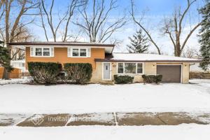 featured image of 5925 W 91st St