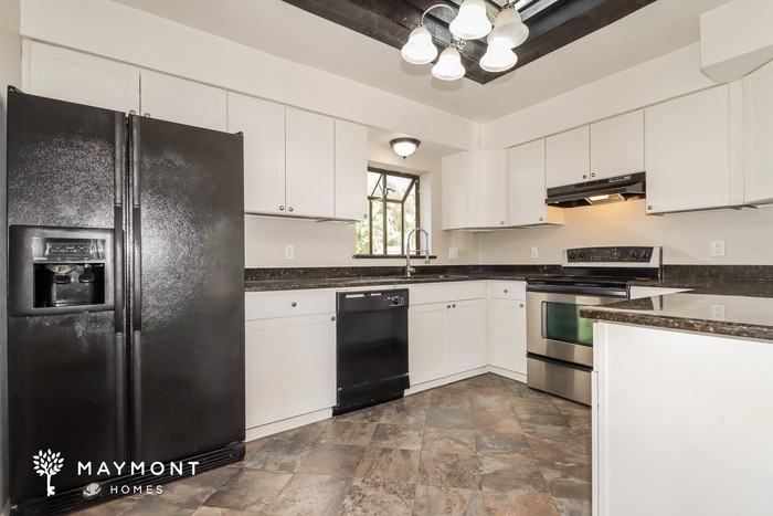 10849 60th Ave - Photo 6 of 14