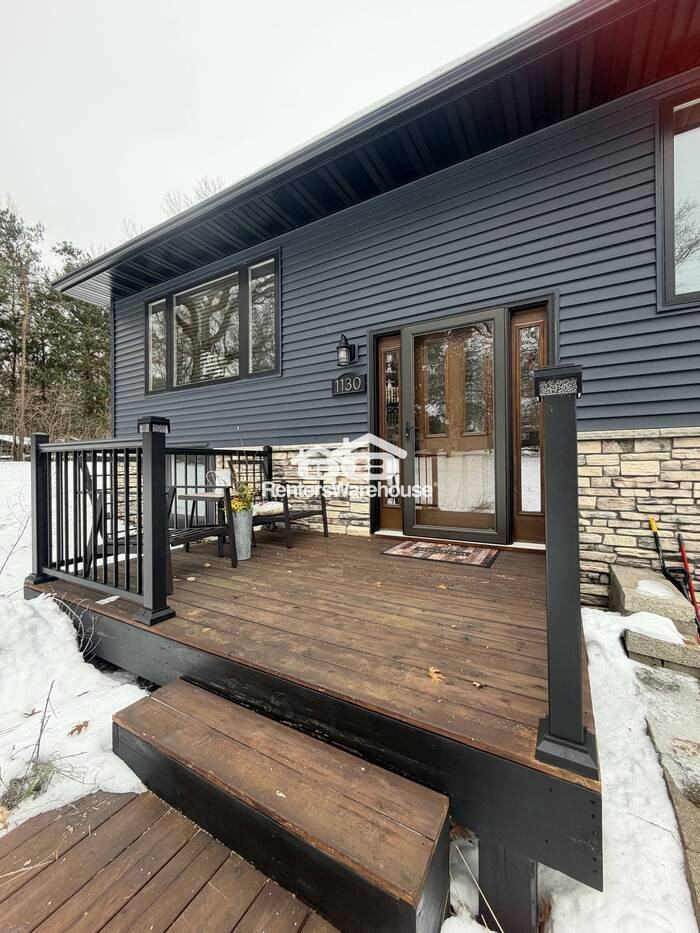 1130 Hallam Ave N - Photo 3 of 25