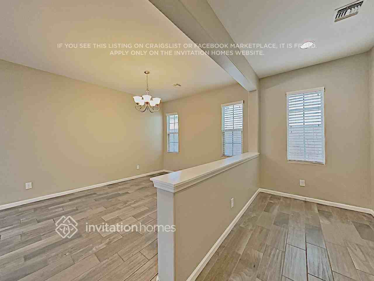 20243 W Hadley St - Photo 5 of 17